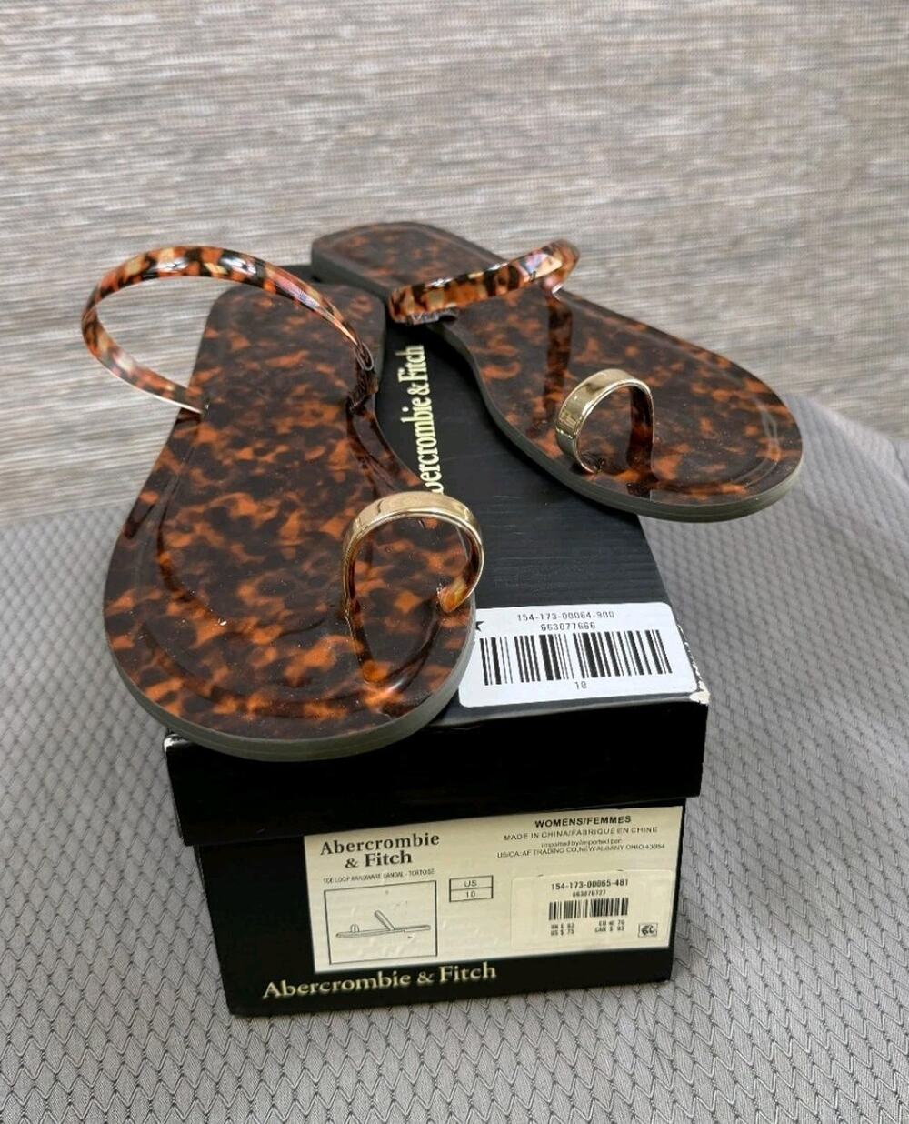Abercrombie And Fitch Sandals Toe Gold Loop Vegan Leather 10 Tortoiseshell NEW